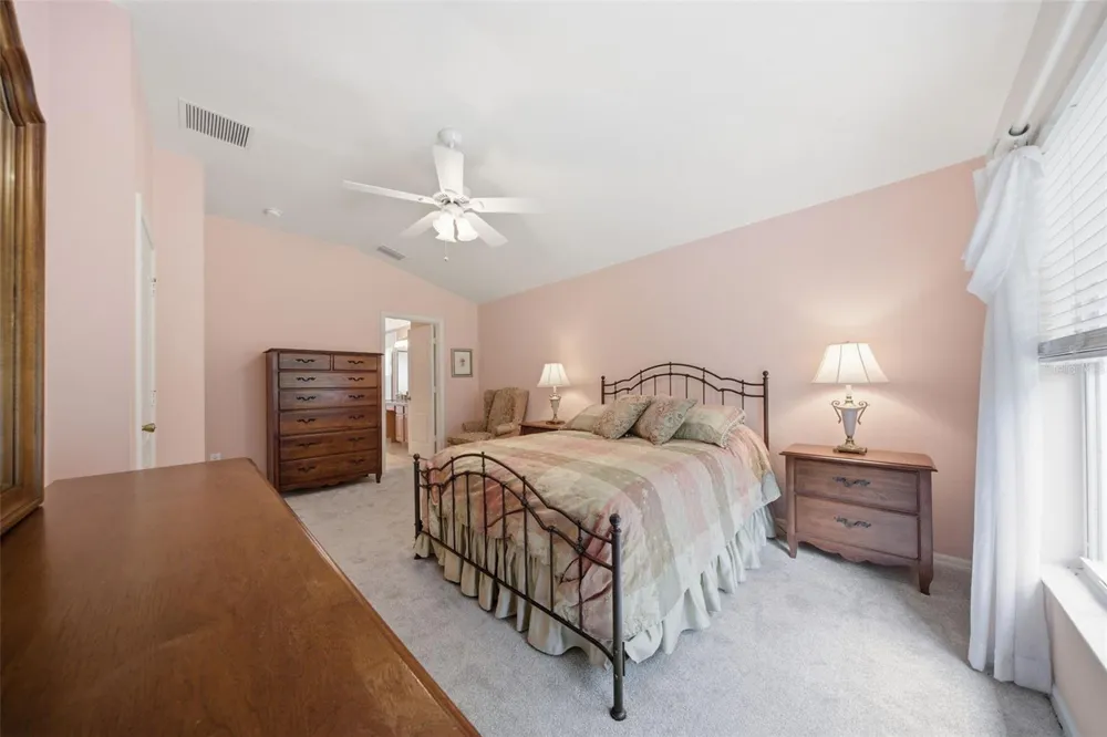5600 SIR BARTON COURT Wesley Chapel, FL 33544