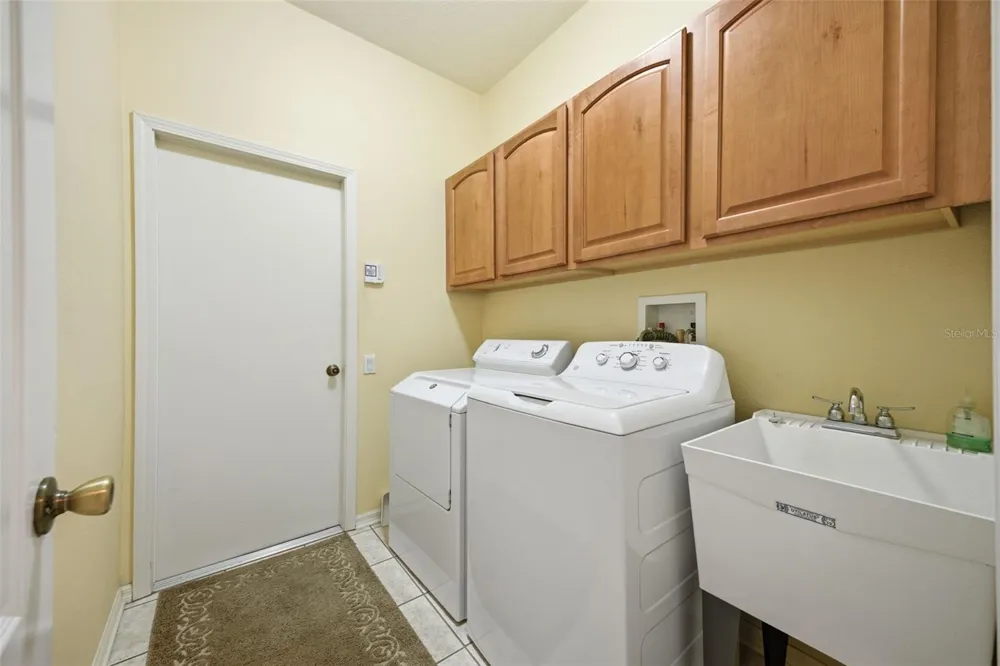 5600 SIR BARTON COURT Wesley Chapel, FL 33544
