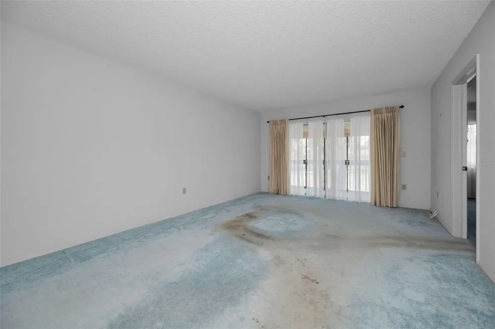 9700 STARKEY ROAD #228 Seminole, FL 33777
