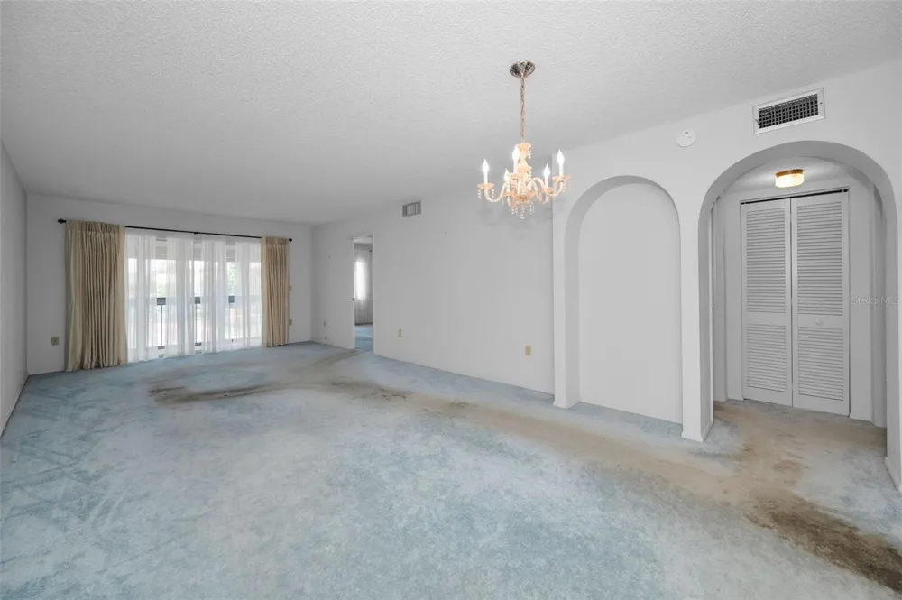 9700 STARKEY ROAD #228 Seminole, FL 33777