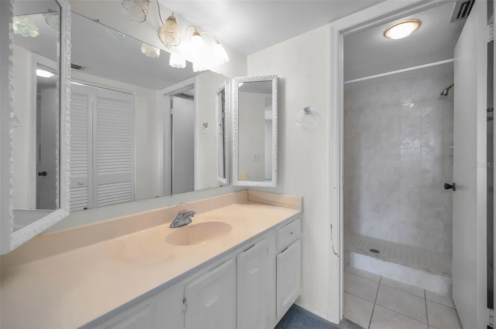 9700 STARKEY ROAD #228 Seminole, FL 33777