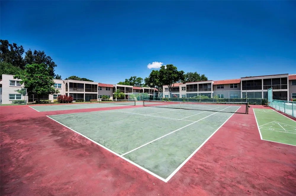 9700 STARKEY ROAD #228 Seminole, FL 33777