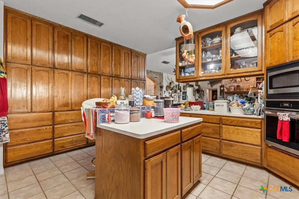 1500 CR 222 Kempner, TX 76539