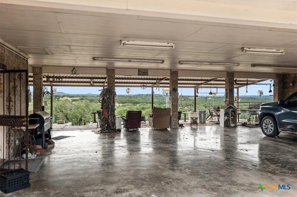 1500 CR 222 Kempner, TX 76539