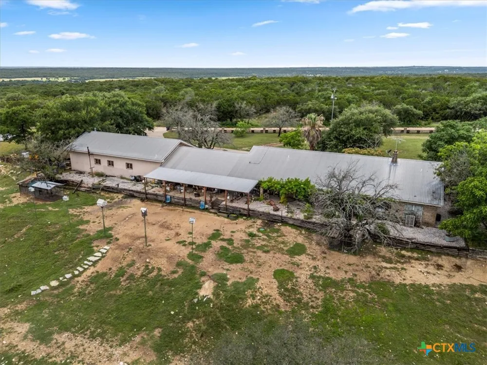 1500 CR 222 Kempner, TX 76539
