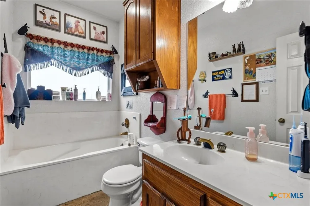 1500 CR 222 Kempner, TX 76539