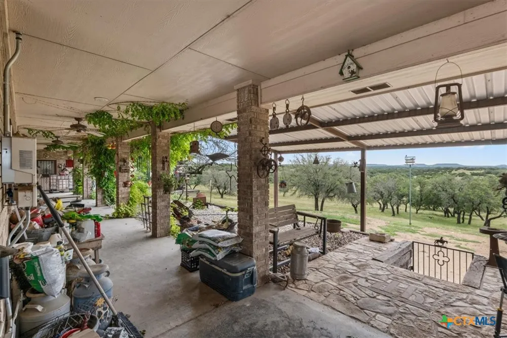 1500 CR 222 Kempner, TX 76539