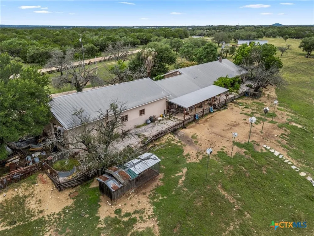 1500 CR 222 Kempner, TX 76539
