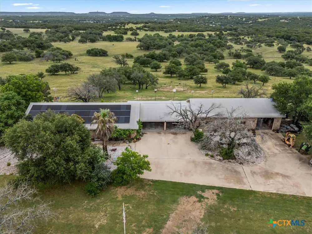 1500 CR 222 Kempner, TX 76539