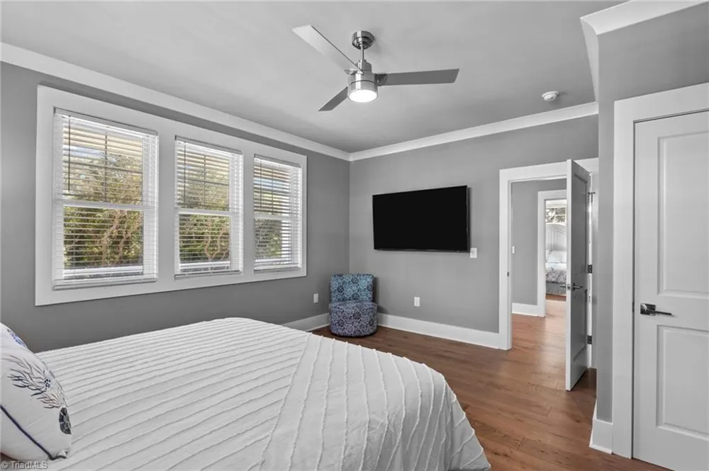 941 Salter Path Road Salter Path, NC 28512