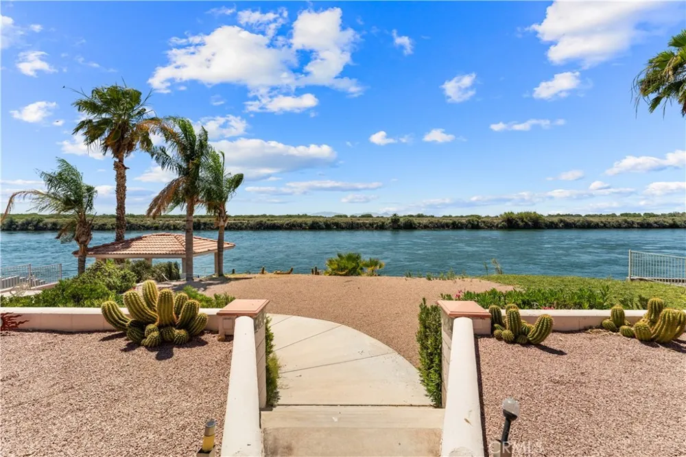 7575 Rio Vista Big River, CA 92242