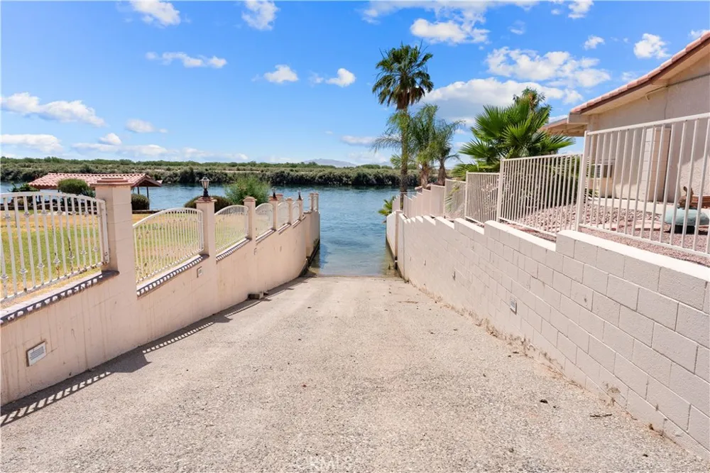 7575 Rio Vista Big River, CA 92242