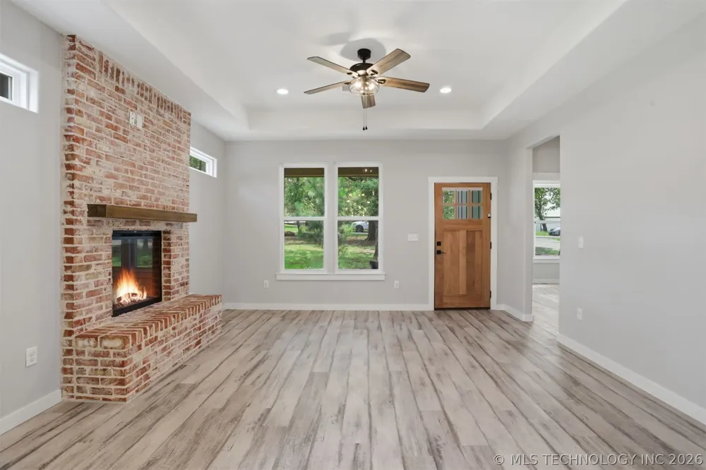440 W 2nd Street Silo, OK 74701