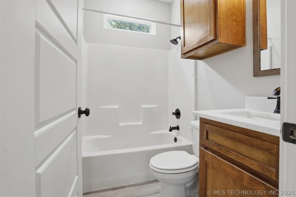 440 W 2nd Street Silo, OK 74701