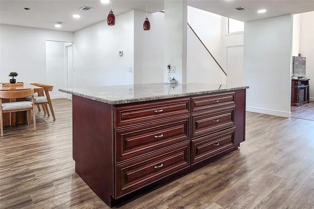 16169 GARDENDALE DRIVE Tampa, FL 33624
