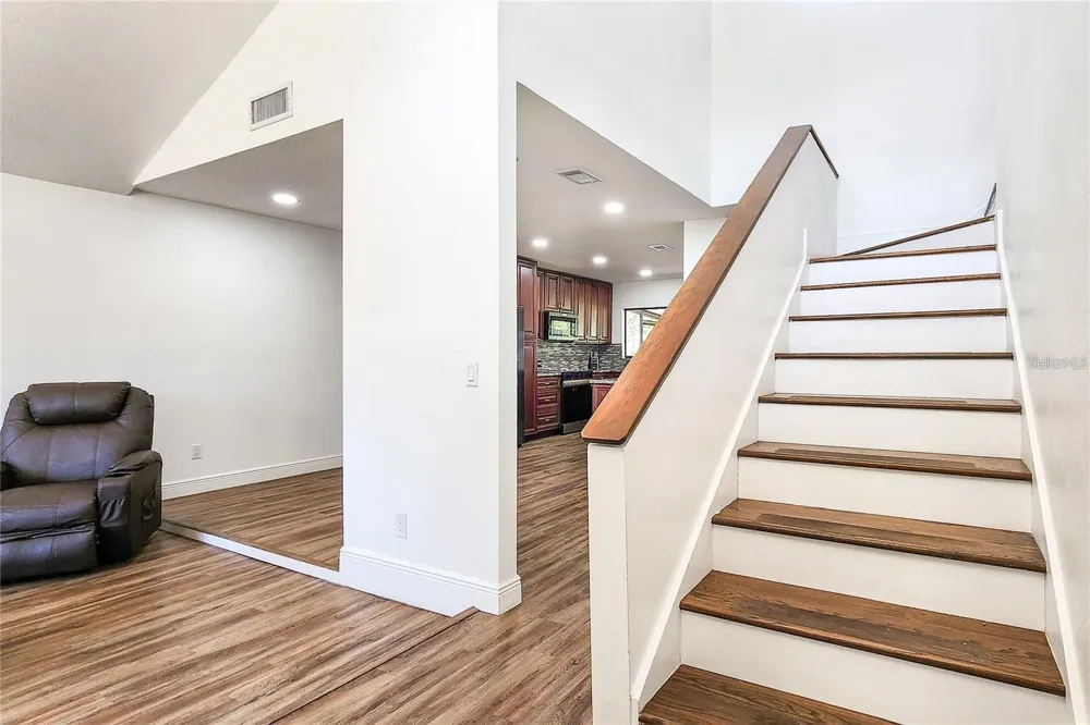 16169 GARDENDALE DRIVE Tampa, FL 33624