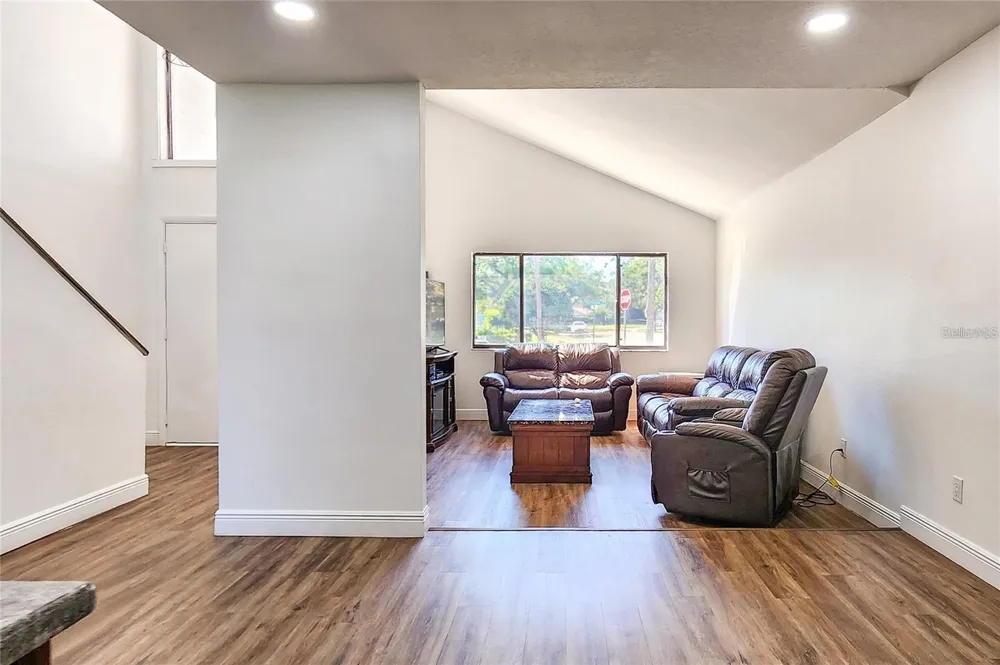 16169 GARDENDALE DRIVE Tampa, FL 33624