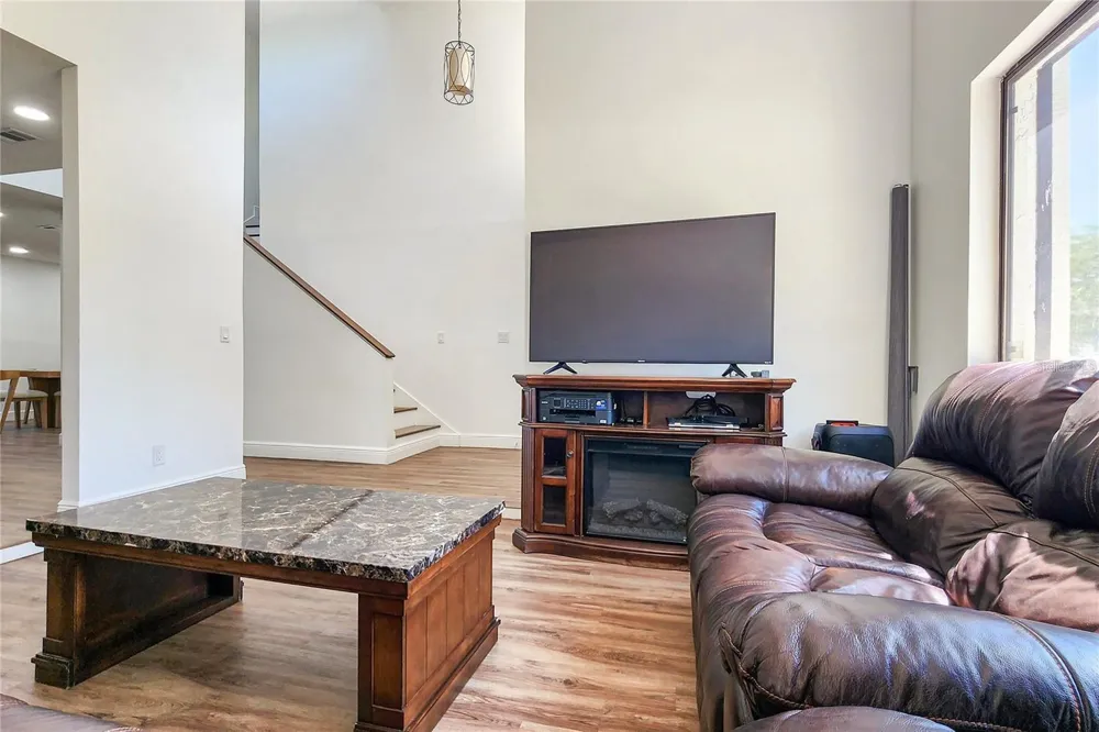16169 GARDENDALE DRIVE Tampa, FL 33624