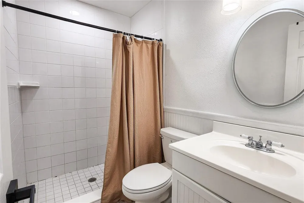 16169 GARDENDALE DRIVE Tampa, FL 33624