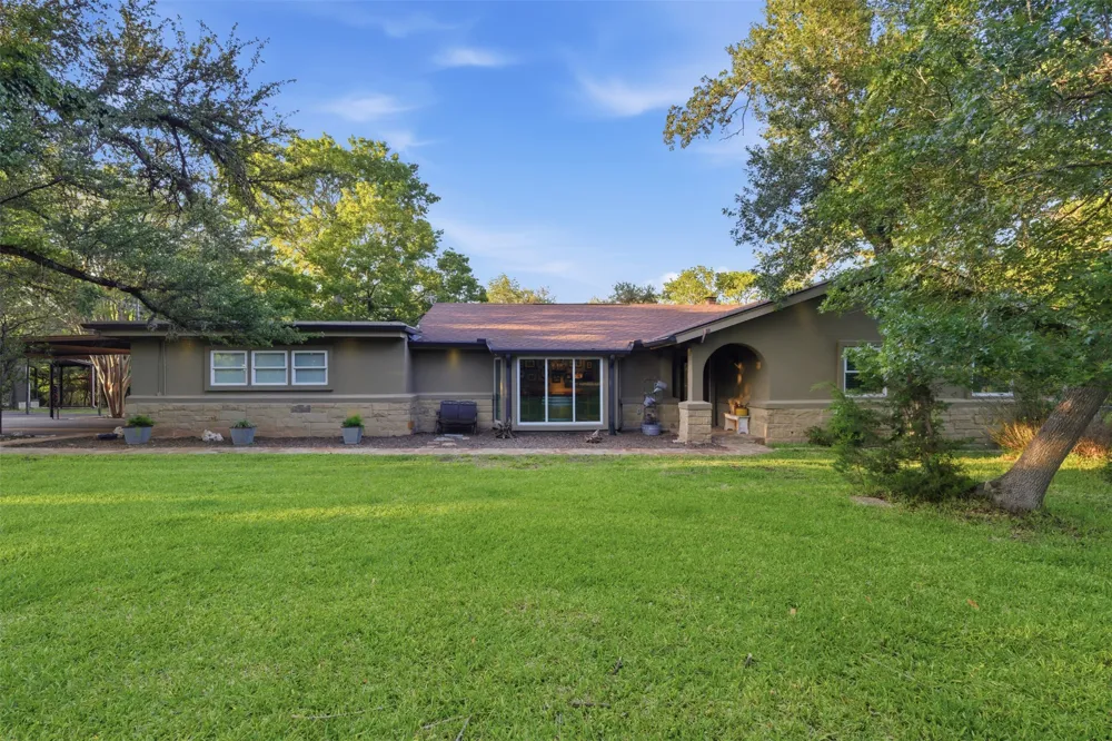 142 Woodland Trail Leander, TX 78641