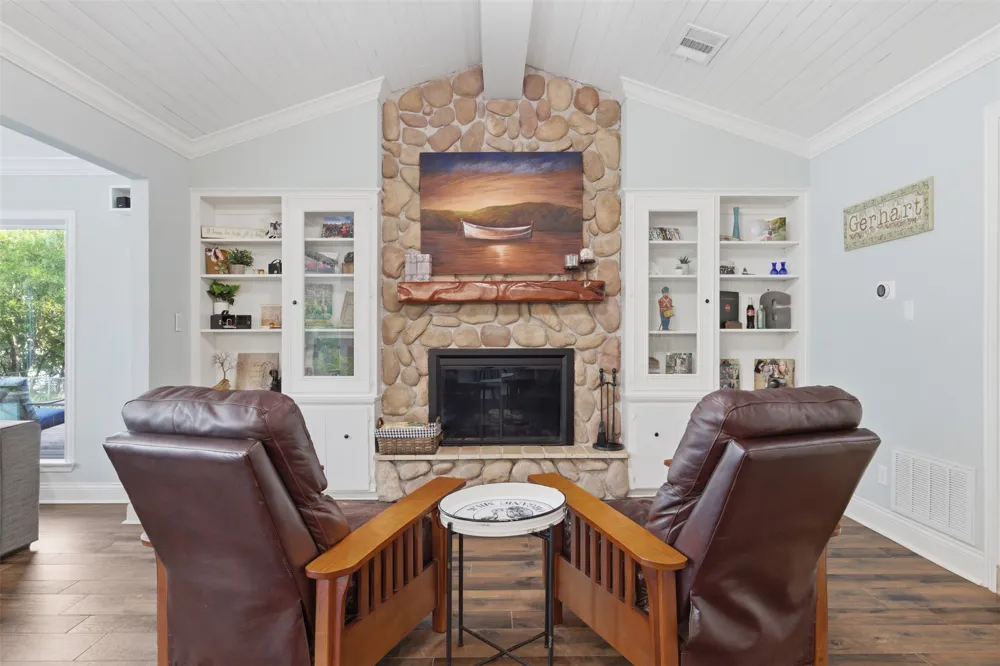 142 Woodland Trail Leander, TX 78641