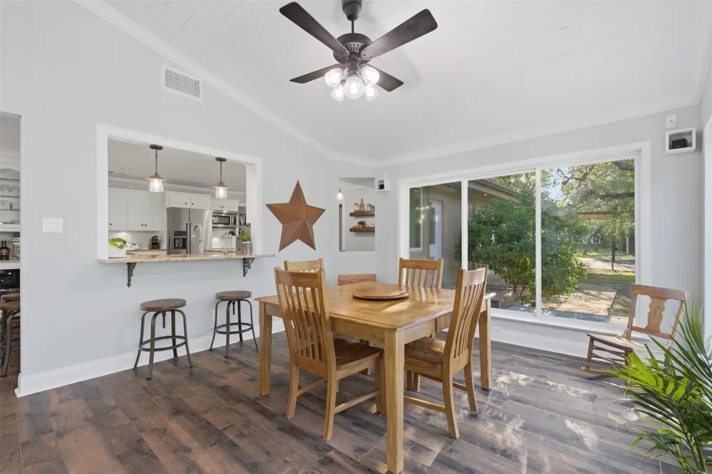 142 Woodland Trail Leander, TX 78641