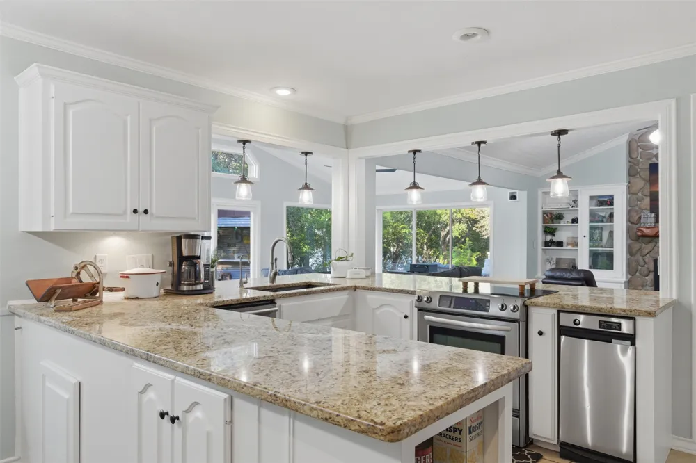142 Woodland Trail Leander, TX 78641