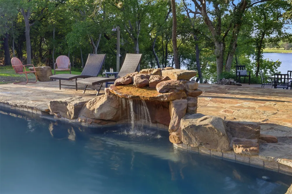 142 Woodland Trail Leander, TX 78641