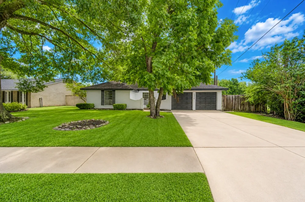 10618 Braewick Drive Houston, TX 77096