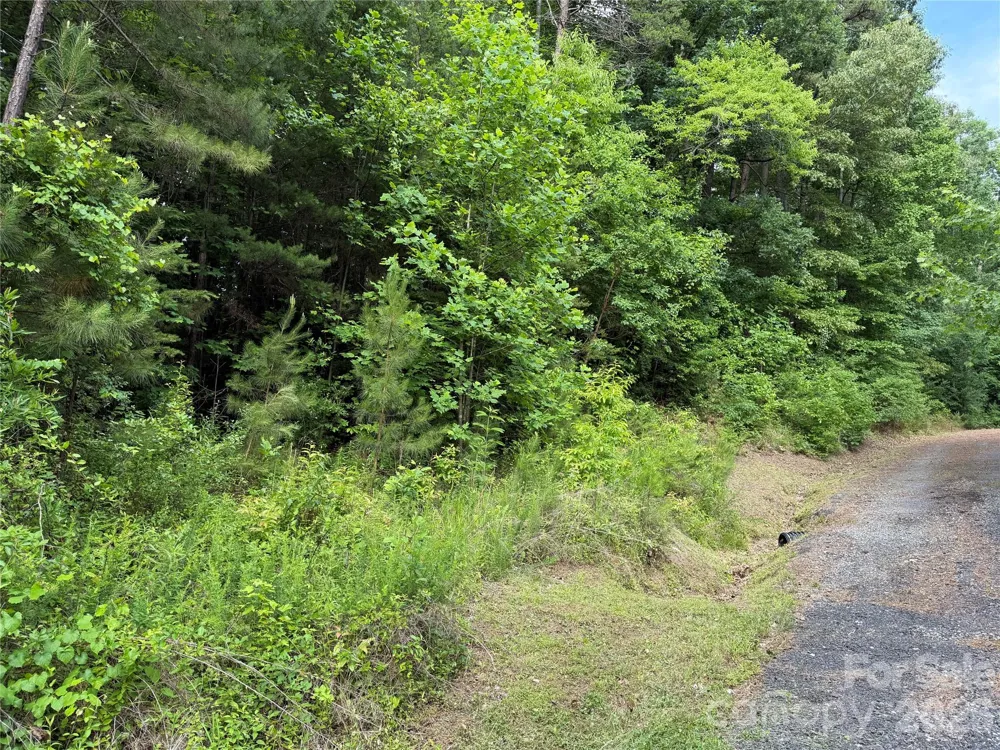612, 615, 622, 625, 630 Eastmont Drive Newton, NC 28658