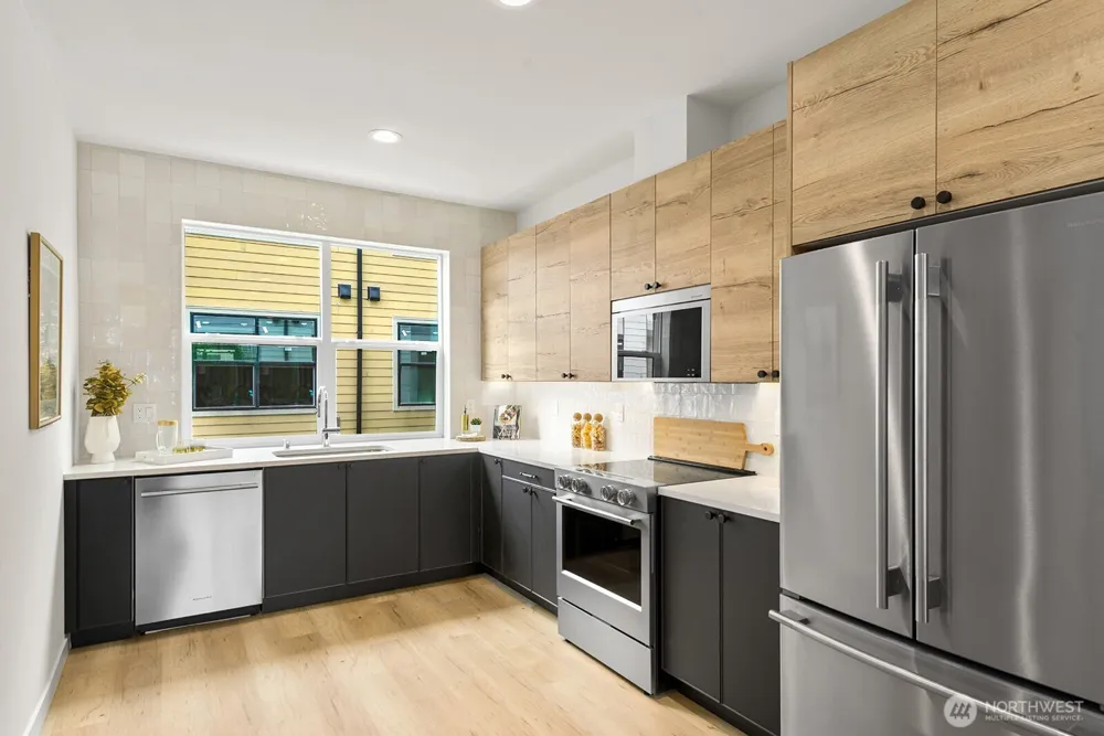 767 7th Avenue NW Issaquah, WA 98027
