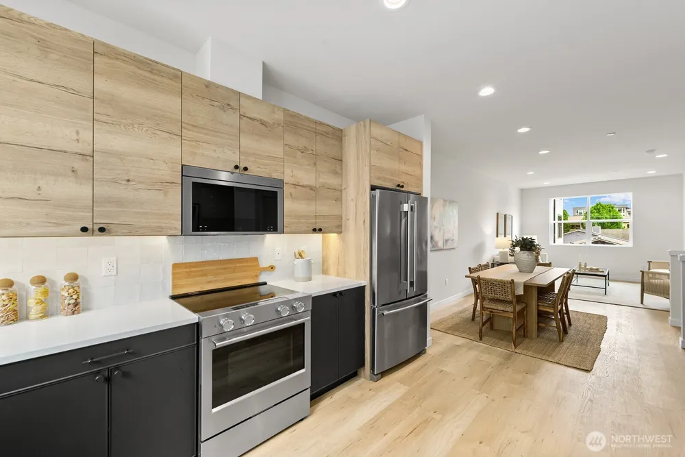 767 7th Avenue NW Issaquah, WA 98027
