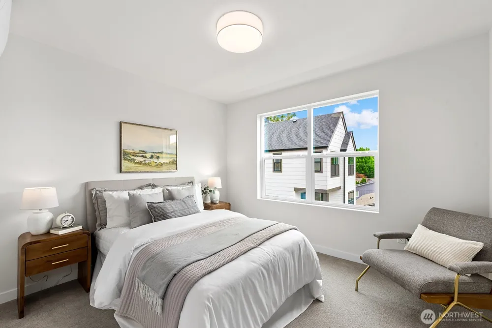 767 7th Avenue NW Issaquah, WA 98027
