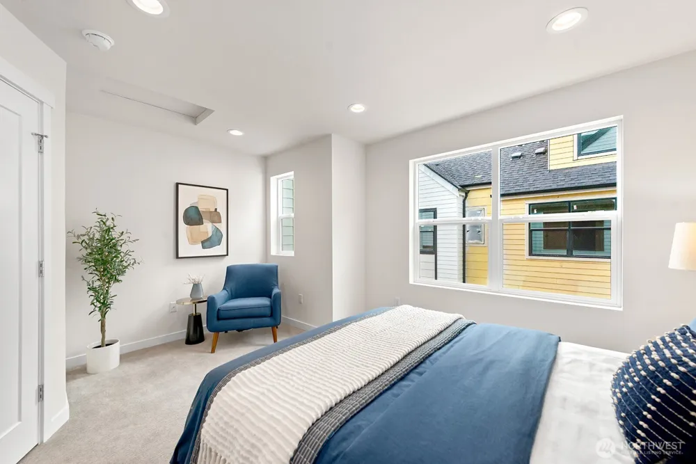 767 7th Avenue NW Issaquah, WA 98027