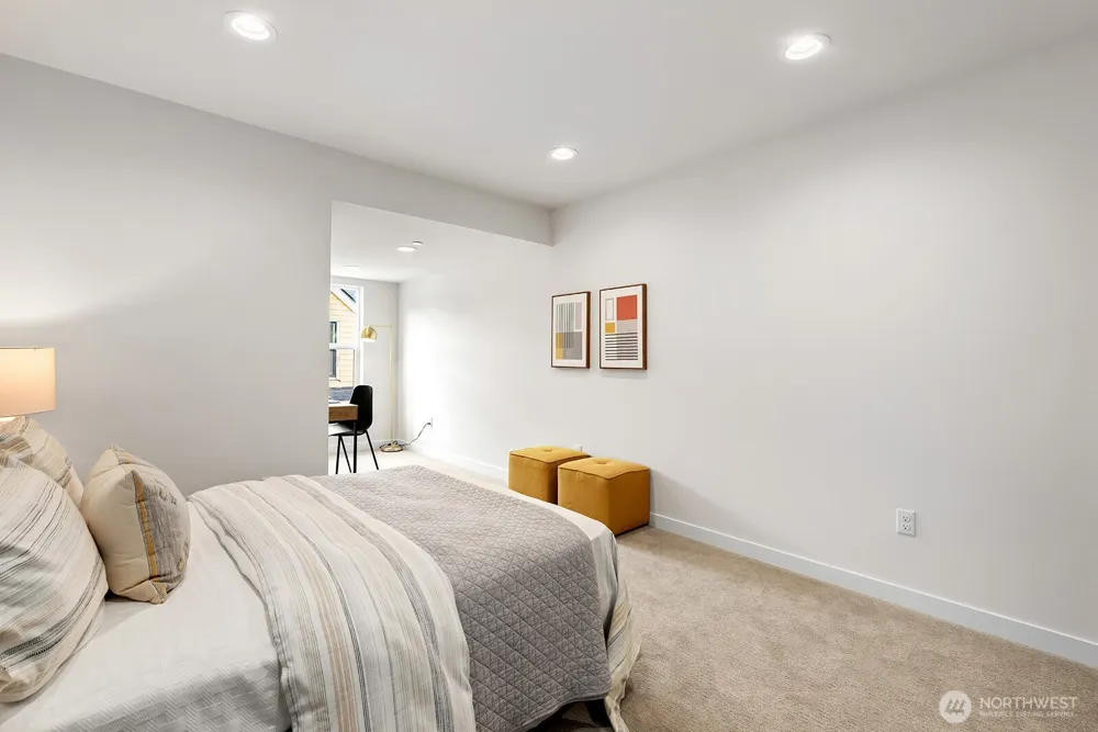 767 7th Avenue NW Issaquah, WA 98027