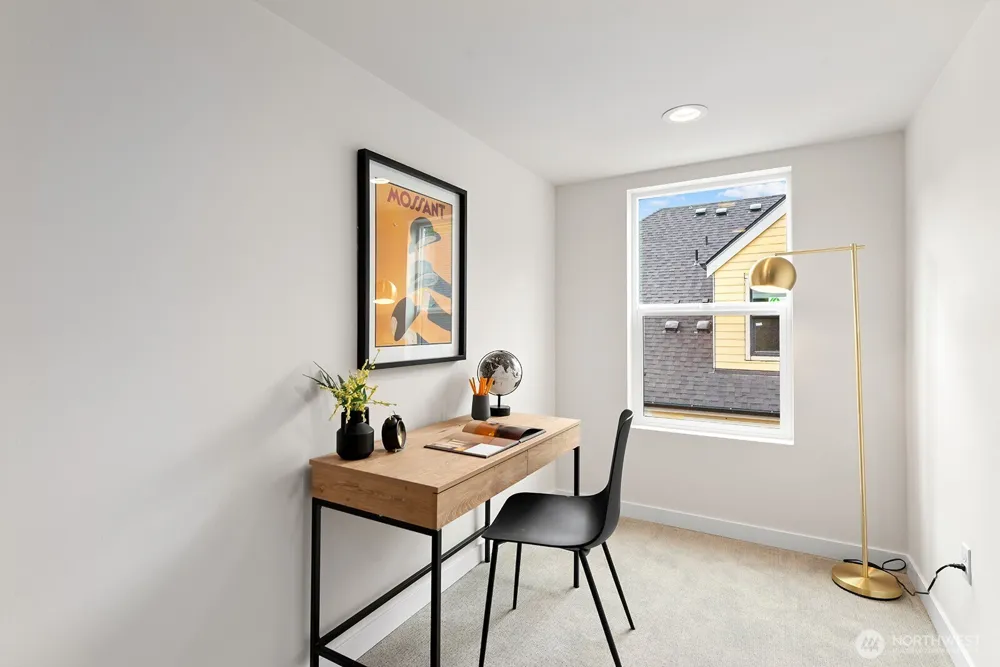 767 7th Avenue NW Issaquah, WA 98027
