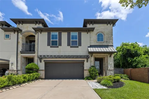 9547 Scanlan Heights Lane