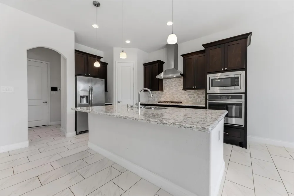 9547 Scanlan Heights Lane Missouri City, TX 77459