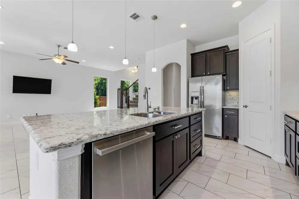 9547 Scanlan Heights Lane Missouri City, TX 77459