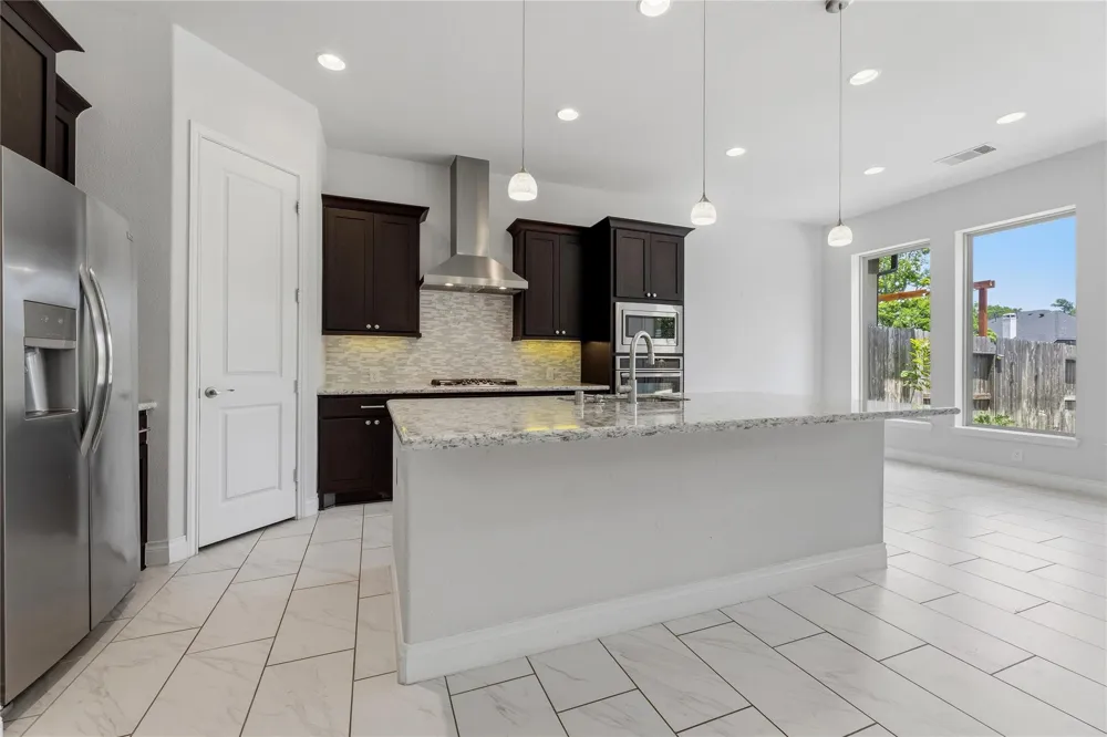 9547 Scanlan Heights Lane Missouri City, TX 77459