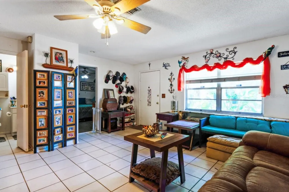 2005 HUDSON CT Oldsmar, FL 34677