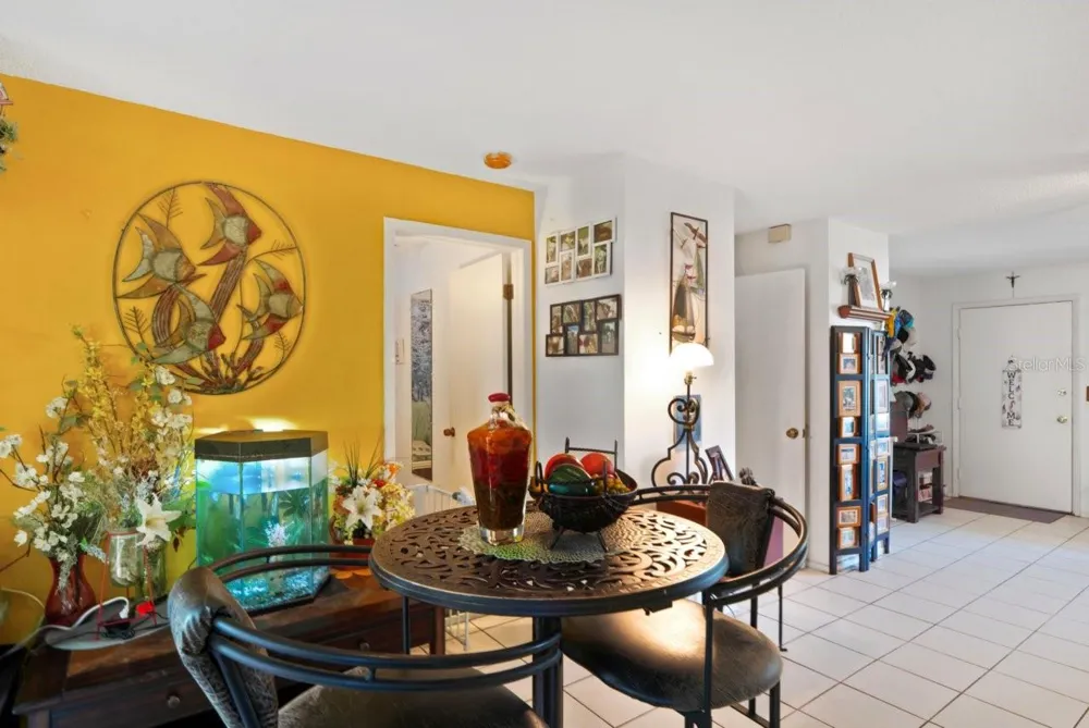 2005 HUDSON CT Oldsmar, FL 34677