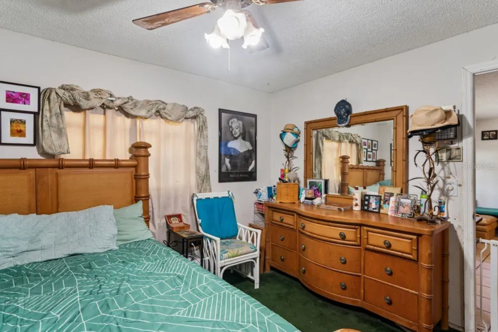 2005 HUDSON CT Oldsmar, FL 34677