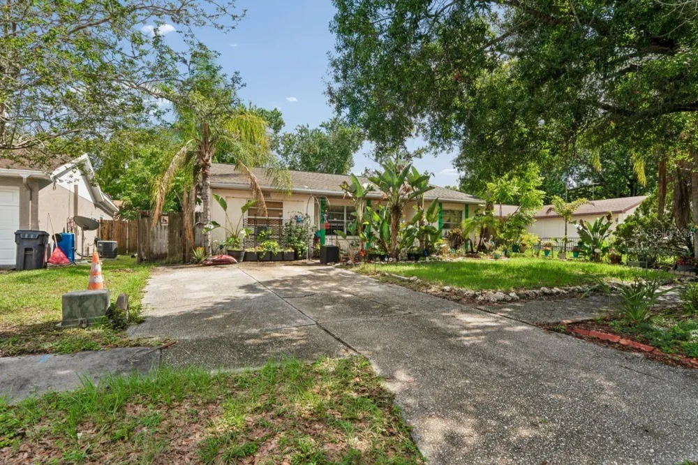 2005 HUDSON CT Oldsmar, FL 34677