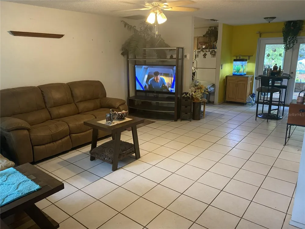 2005 HUDSON CT Oldsmar, FL 34677