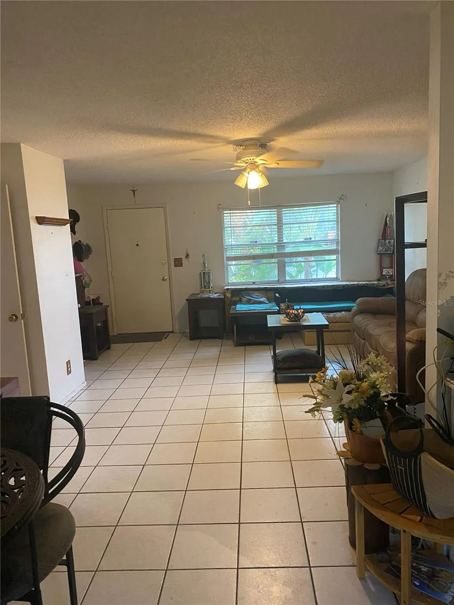 2005 HUDSON CT Oldsmar, FL 34677