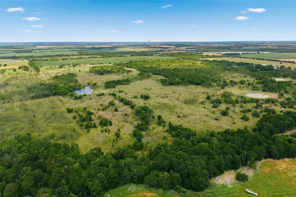 318 Hcr 3249 Mount Calm, TX 76673
