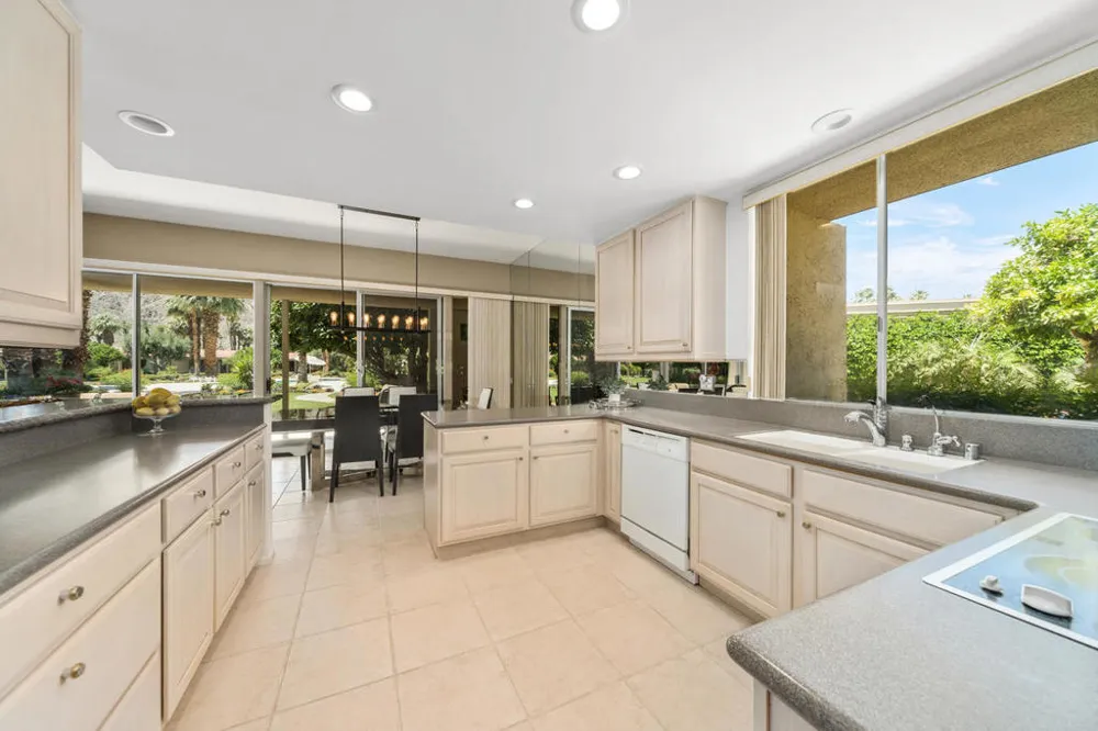 76895 Lark Drive Indian Wells, CA 92210