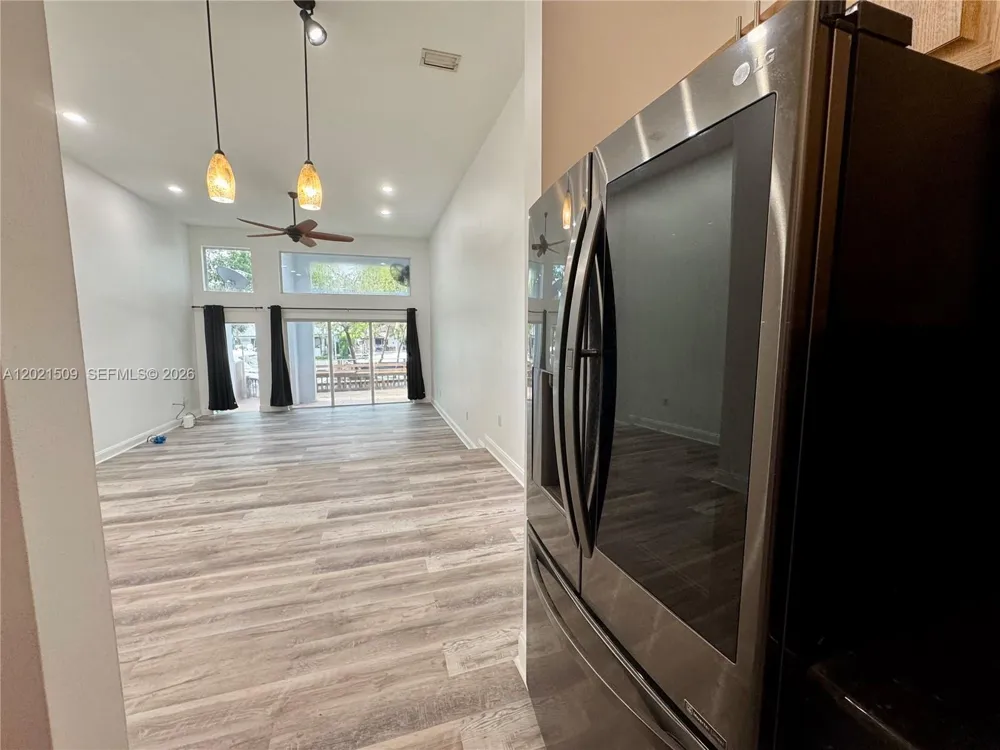 2408 NE 135th St #2408 North Miami, FL 33181