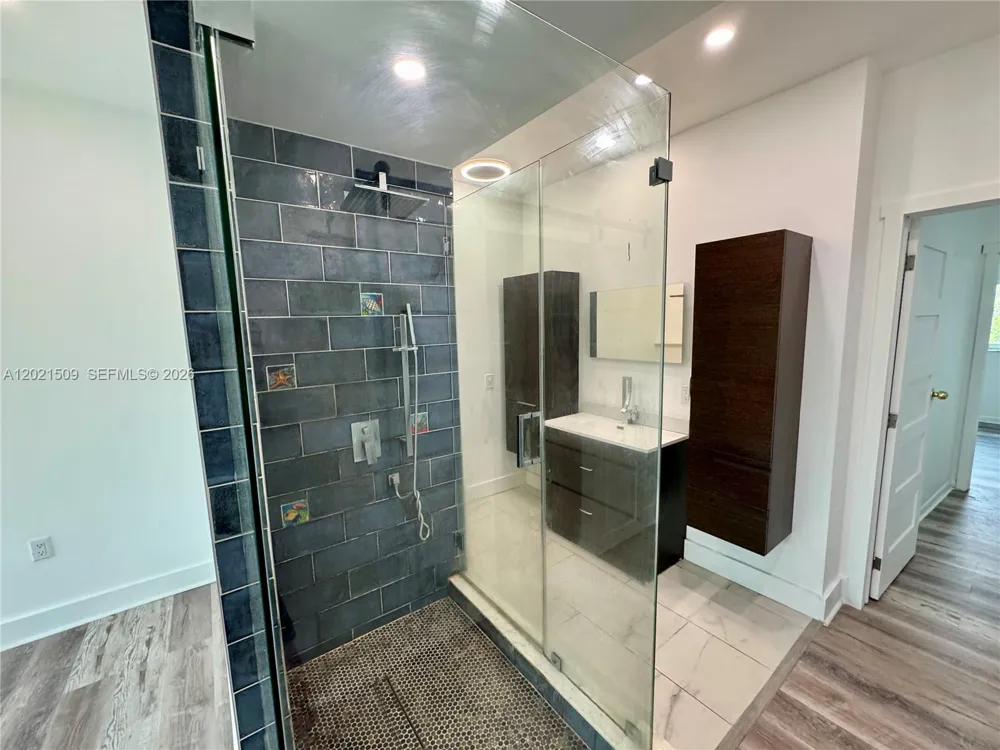 2408 NE 135th St #2408 North Miami, FL 33181